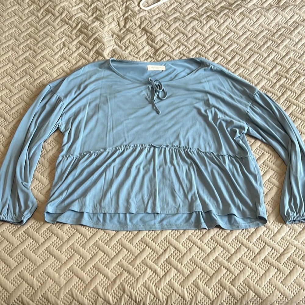 Women’s Lucky Brand Tie Nevk Sandwash Top Blue Blouse Size XL